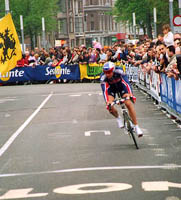 Photo 7: the prologue of the Giro in Groningen