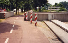 Photo 1: the bike-path above the tunnel